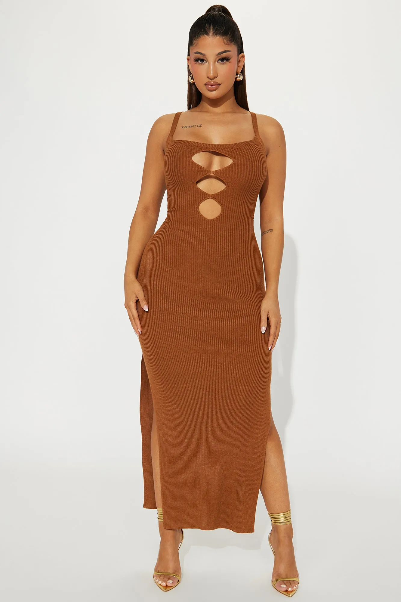 Adelyn Sweater Maxi Dress - Brown