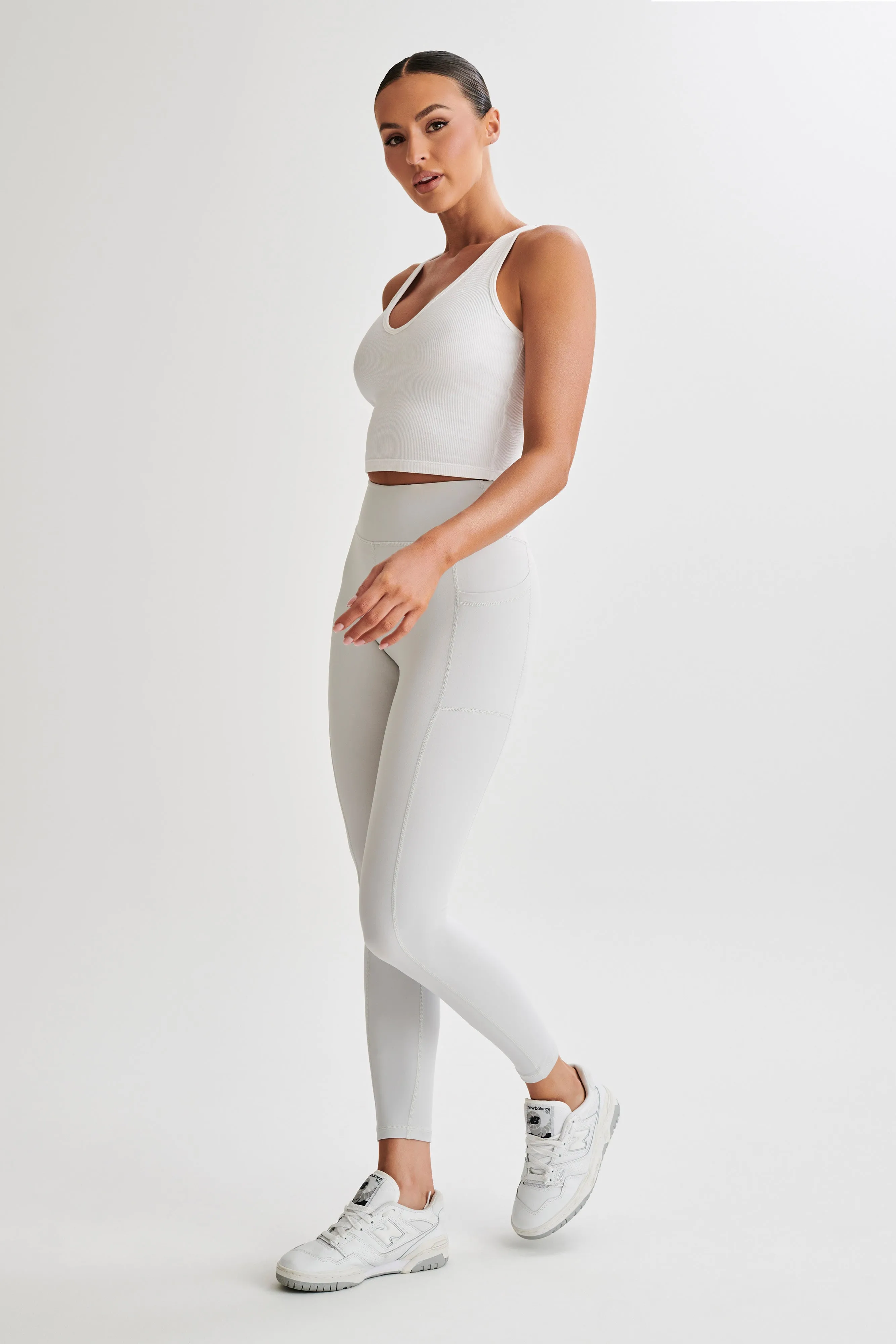 Briar V Back Leggings With Pockets - Ice Grey