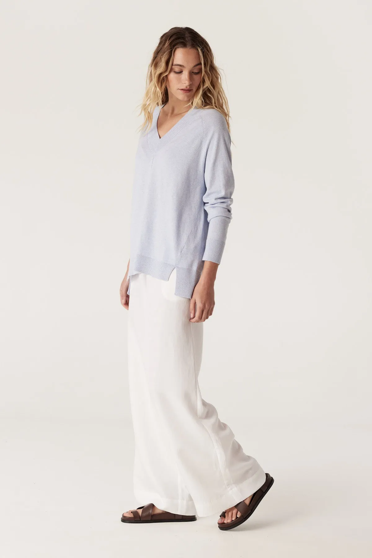 Cotton Cashmere V Neck Jumper - Pale Blue