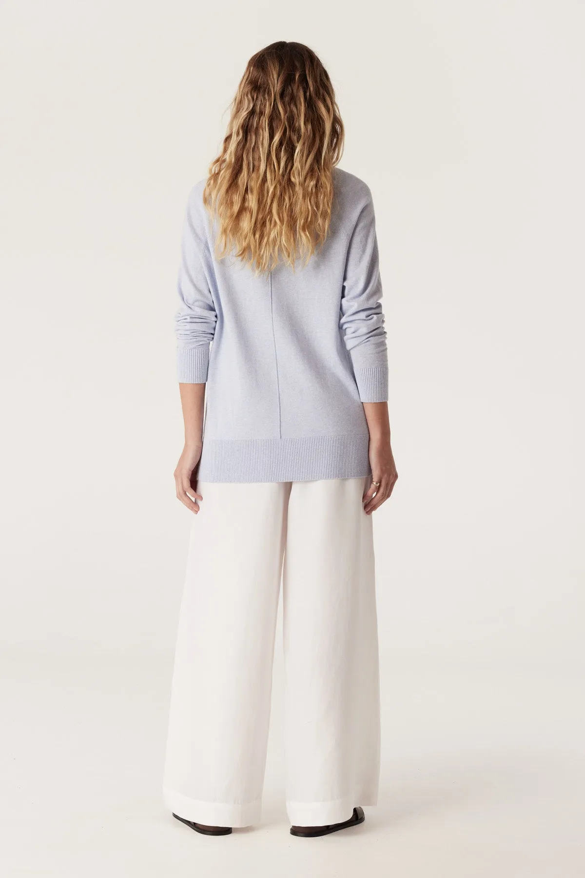 Cotton Cashmere V Neck Jumper - Pale Blue