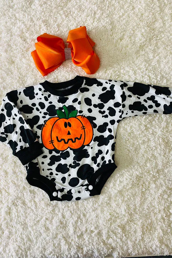 DLH2579 Pumpkin patch embroidery cow prints Halloween girls rompers wholesale