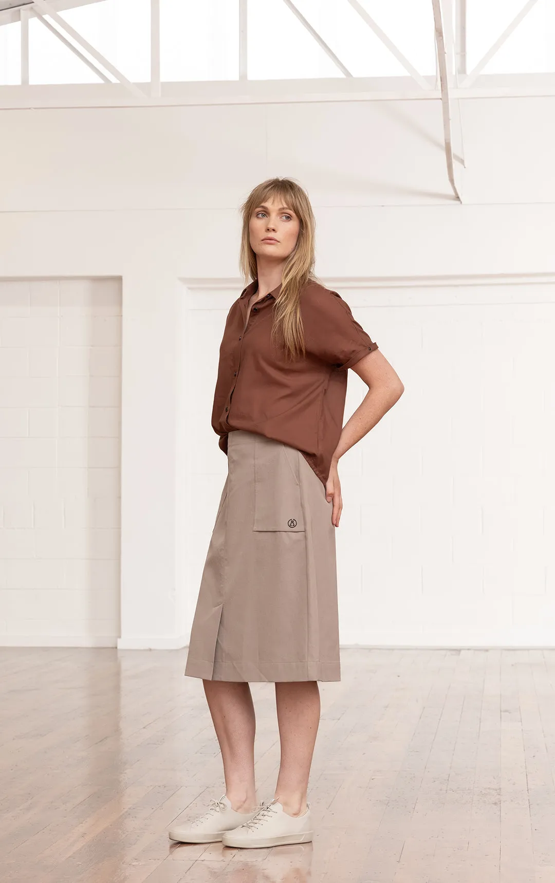 PERFORMANCE TWILL SKIRT