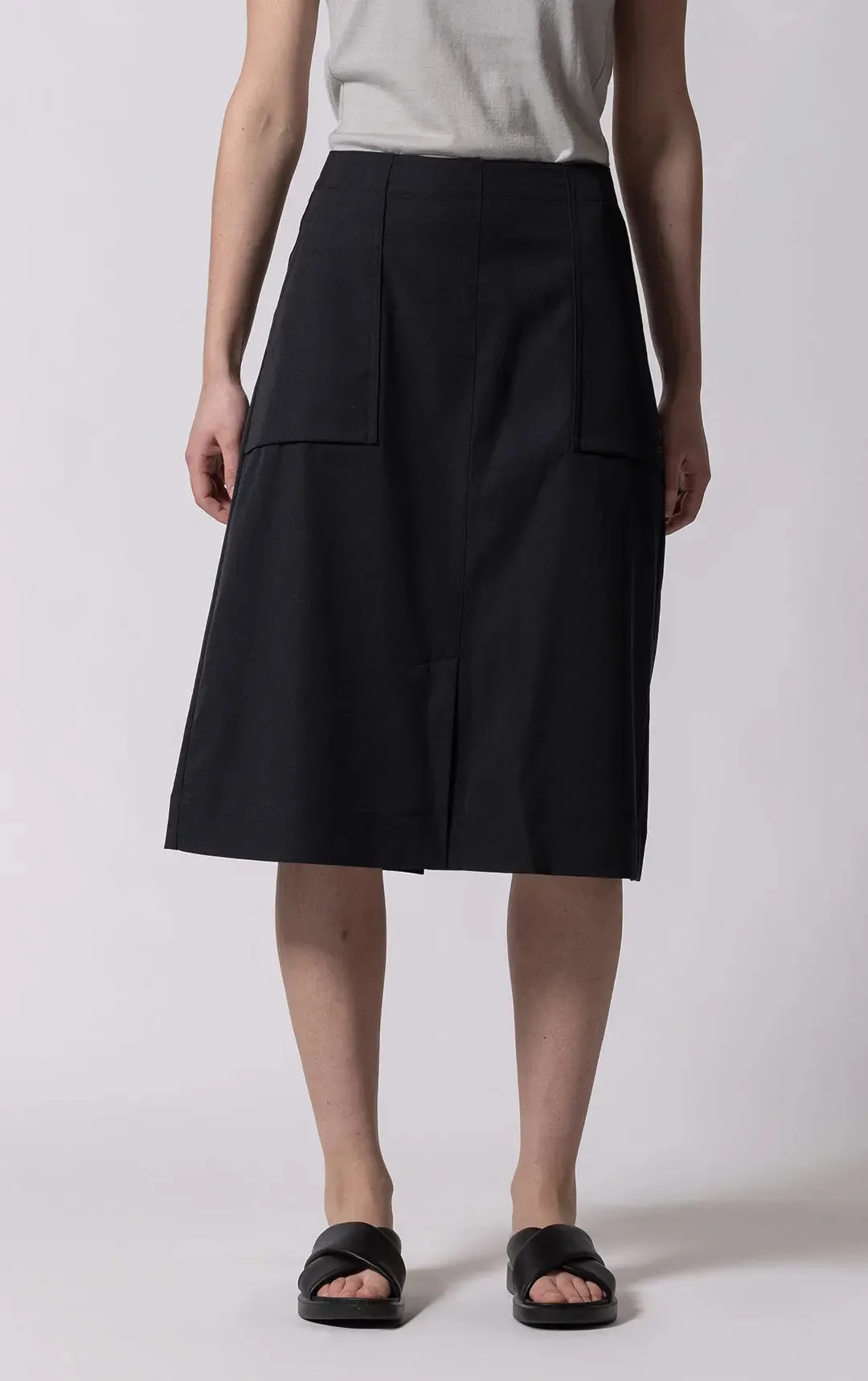 PERFORMANCE TWILL SKIRT