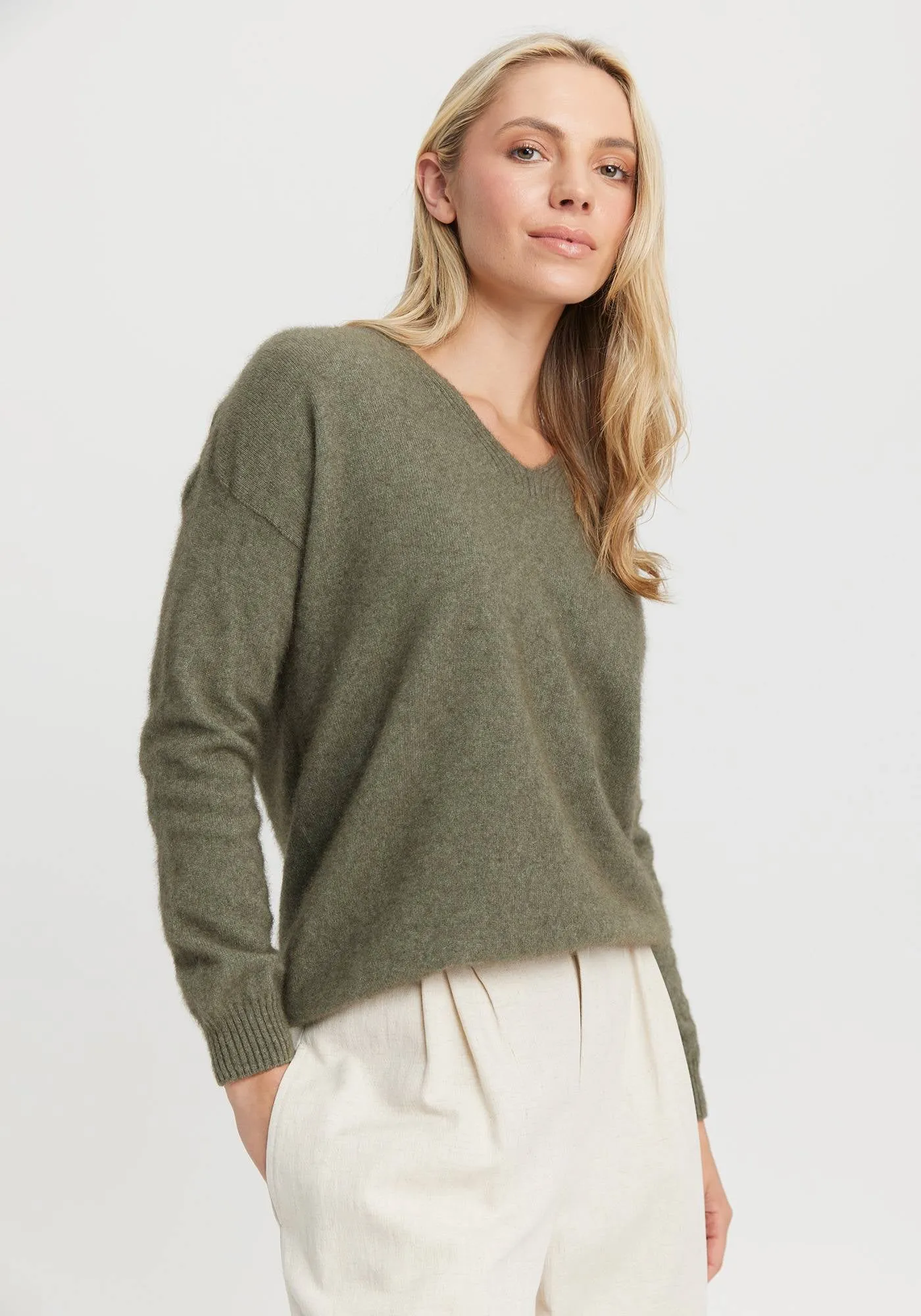 Relax V Sweater