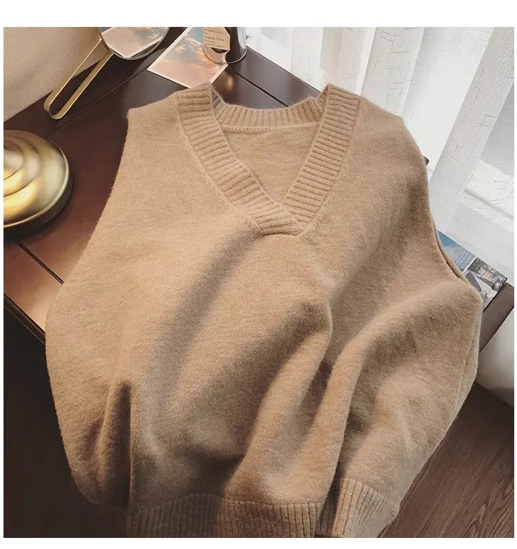 V-neck sweater vest for women sleeveless knitted vest simple style vest   S5004